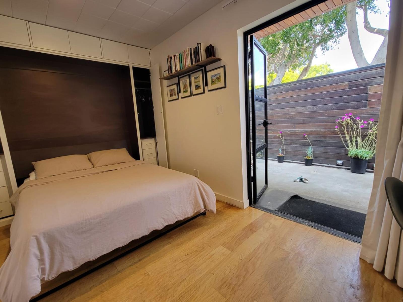 Holiday home Venice With Large Private Patio Steps To The